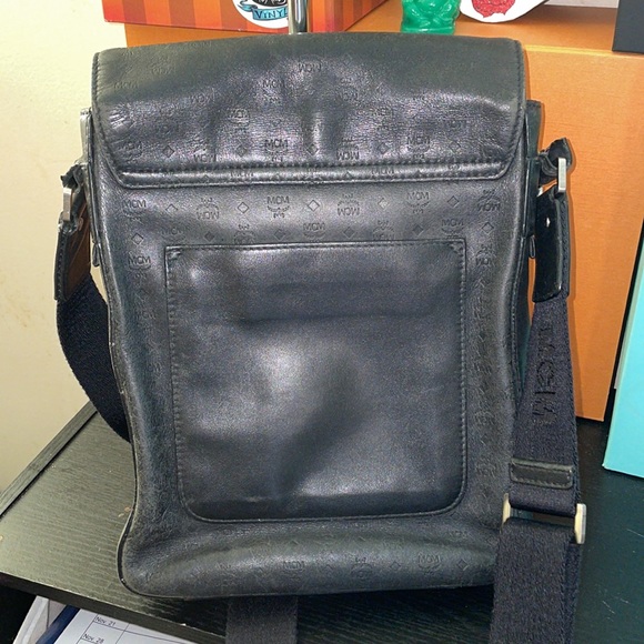 Vintage MCM messenger bag - Picture 8 of 16